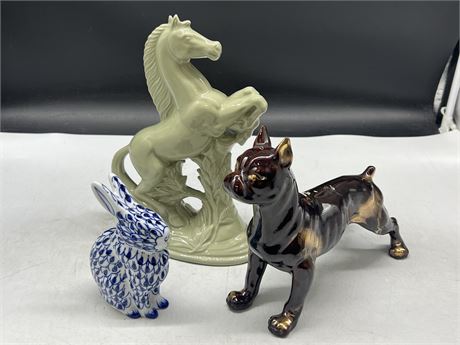 HORSE, DOG & BUNNY DECORATIONS- HORSE IS 11” TALL