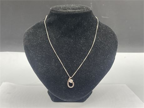 STERLING + SOLITARE STONE NECKLACE (18”)