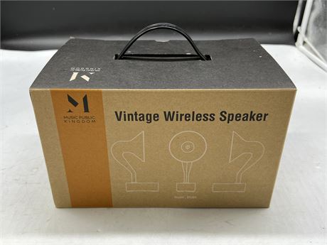 (NEW) VINTAGE WIRELESS SPEAKER IN BOX