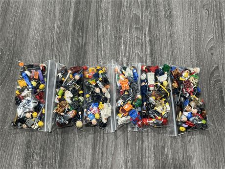 APPRX 100 VINTAGE LEGO MINI FIGURES