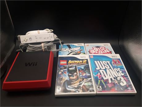 WII MINI CONSOLE WITH GAMES - VERY GOOD CONDITION