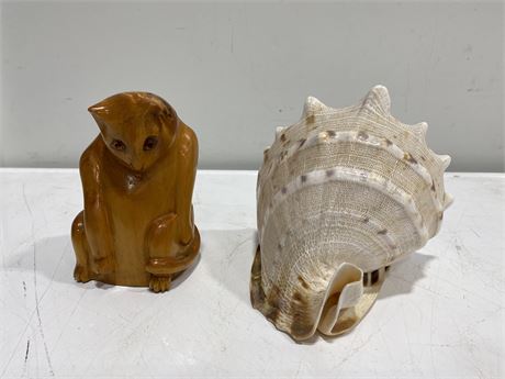 HAND CARVED WOODEN CAT & LARGE SHELL