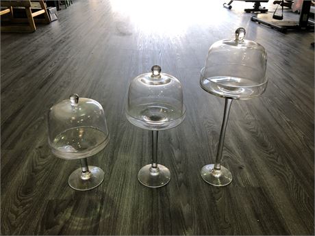 3 MULTI HEIGHT GLASS DISPLAY STANDS