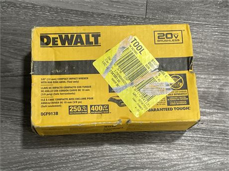 (NEW) DEWALT 3/8” COMPACT IMPACT WRENCH