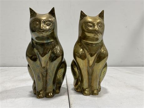 2 BRASS CATS (7”)