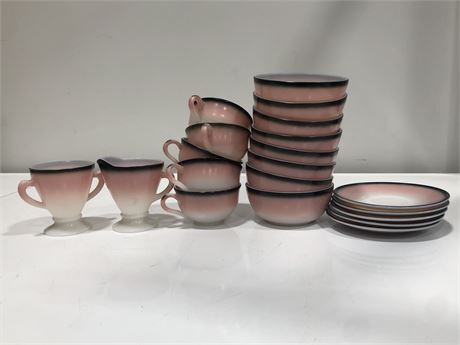 20 PIECES OF MID CENTURY PINK AND BLACK ANCHOR HOCKING DISHES