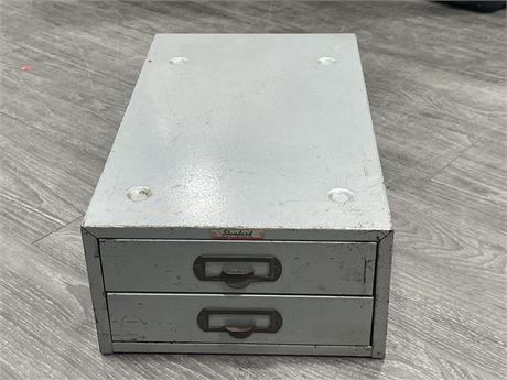 1950’S SMALL 2 DRAWER FILING CABINET (10”x17”x6”)