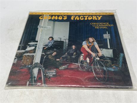 CREEDENCE CLEARWATER REVIVAL ORIGINAL MASTER RECORDING - COSMO’S FACTORY - (E)