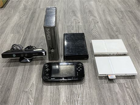 LOT OF VIDEO GAME CONSOLES / PARTS (UNTESTED, AS IS)