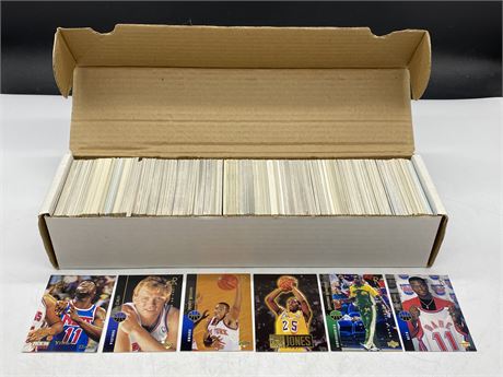 1993-97 BASKETBALL ROOKIE CARDS (600)