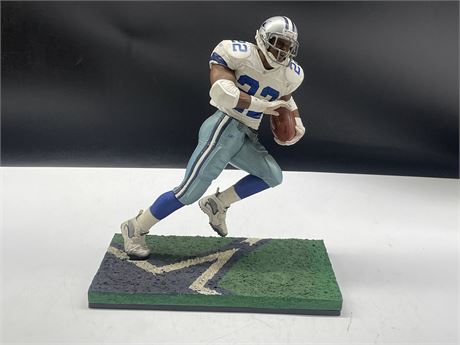 EMMIT SMITH FOOTBALL FIGURE ON STAND