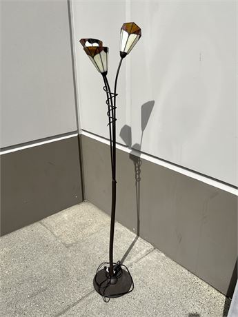3 HEAD STAINED GLASS FLOOR LAMP (65” tall)