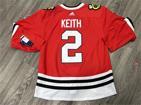 DUNCAN KEITH CHICAGO BLACKHAWKS JERSEY NEW WITH TAGS - SIZE 54