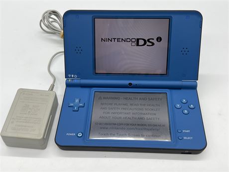 NINTENDO DS XL W/CHARGER - WORKS