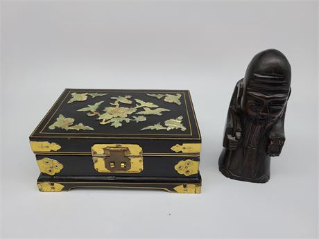 INLAID VINTAGE CHINESE JEWELRY BOX AND CARVED FIGURE