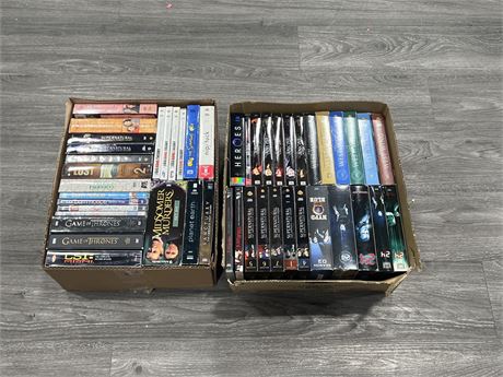 2 BOXES OF DVD SEASON / BOX SETS