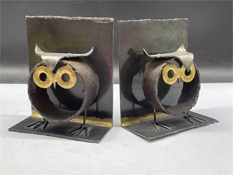 2 FOLK ART METAL OWL BOOKENDS