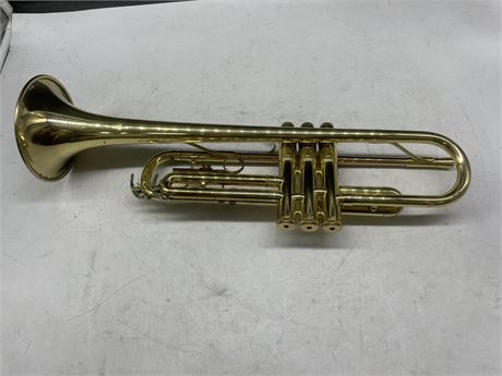HOLTON TRUMPET MISSING MOUTHPIECE