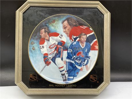 SIGNED GUY LAFLEUR LIMITED EDITION PLATE (15”x15”)