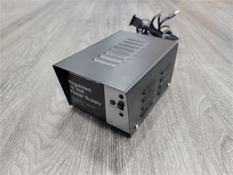 MICRONTA REGULATED 12 VOLT POWER SUPPLY