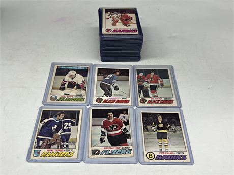 (45) 1977 OPC NHL CARDS IN TOPLOADERS
