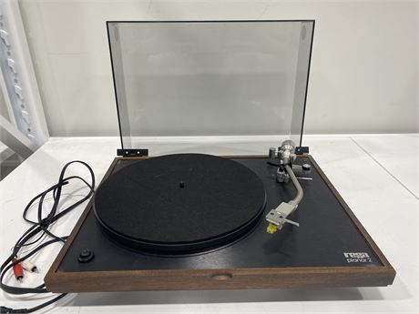 REGA PLANAR 2 TURNTABLE (Top is not attached)