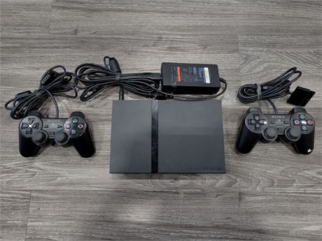 PS2 COMPLETE WITH 2 CONTROLLERS