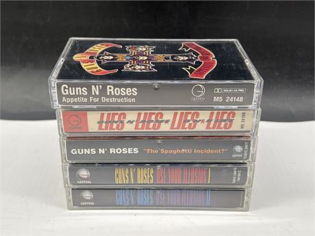 5 GUNS N’ ROSES CASSETTES