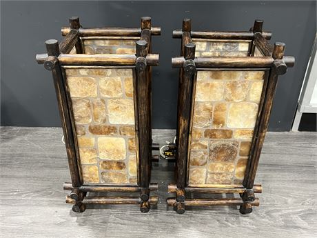 2 VINTAGE 1970s SHELL TABLE LAMPS (20”)