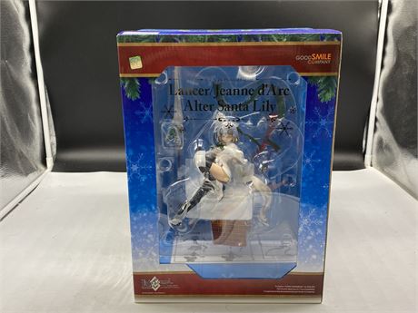 (NEW) FATE GRAND ORDER LANCER/JEANNE D’ARC ALTER SANTA LILY 1/7 SCALE FIGURE