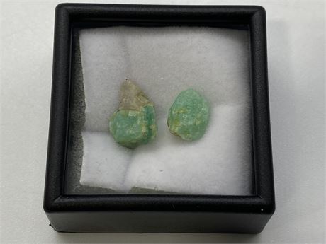 GENUINE COLOMBIAN EMERALD CRYSTAL SPECIMENS - 4.95CT