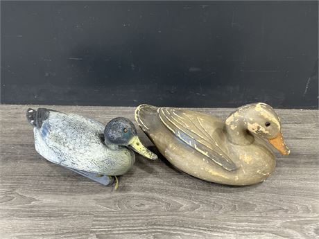 2 VINTAGE USA WATER FOWL DECOYS 14”