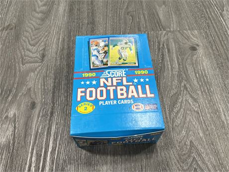 1990 SCORE NFL FOOTBALL WAX BOX
