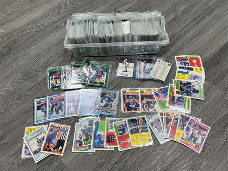 LOT OF MISC NHL CARDS INCLUDING MANY VINTAGE GRETZKY CARDS