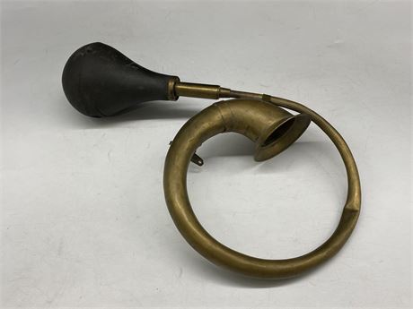 ANTIQUE BRASS HORN - FOR DISPLAY