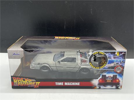 NEW BACK TO THE FUTURE DIECAST TIME MACHINE 1:24 SCALE