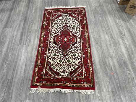 INDO TRIBAL PERSIAN HAND KNOTTED RUG (66”x35”)