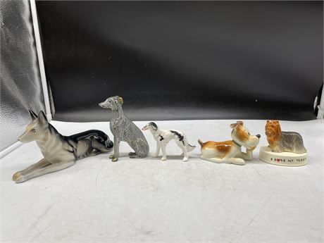 5 VERY DIFFERENT VINTAGE DOGS INCLUDING SOLID BRASS GREYHOUND, YORKY, ETC
