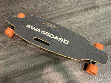 SWAGBOARD ELECTRIC LONGBOARD (charger and remote not included)