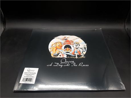 SEALED - QUEEN - A DAY AT THE RACES - VINYL
