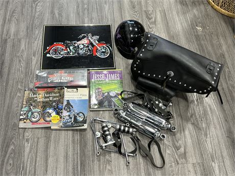LOT OF MOTORCYCLE COLLECTABLES