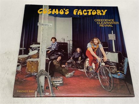 CREDENCE CLEARWATER REVIVAL - COSMO’S FACTORY - W/ OG INNER SLEEVE NEAR MINT NM