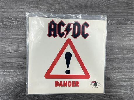 AC/DC - DANGER - FAIR (F) SCRATCHED