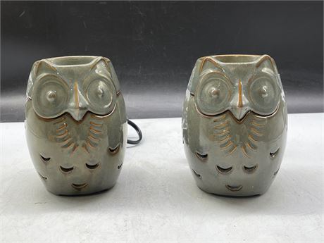 2 PARTY LITE OWL CANDLE WARMERS