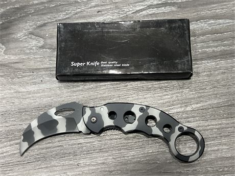 NEW FOLDING SUPER KNIFE (7.5” long)