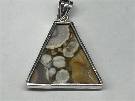 LARGE STERLING SILVER WITH FOSSIL STONE PENDANT