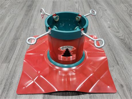 HEAVY DUTY METAL CHRISTMAS TREE STAND (made in Canada) 15" WIDE