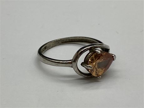 925 STERLING ESTATE RING - POSSIBLE SAPPHIRE - SIZE 7.75