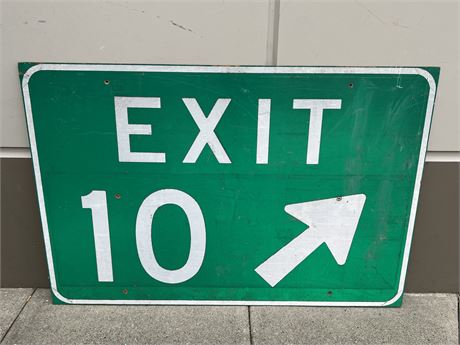 LARGE HEAVY WOOD EXIT 10 ROAD SIGN (6ft x 4FT)
