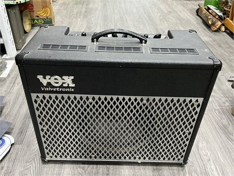 VOX VALVETRONIX AD50 VT GUITAR AMP - WORKS